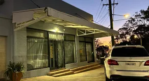 Luxury House 3 Bedrooms - Image 4