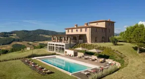 Country Villa with Netflix and Swimming Pool - Image 4
