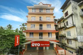 OYO 9797 Hotel Vbee Plaza - Image 5