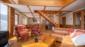 Matsu House - 5 min walk to Rusutsu Ski Resort - Image 2