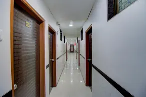 Hotel O Sion Residency - Image 5