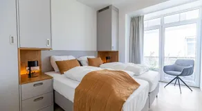 Den Leo, 3 bedroom apartment Fresh & Bright with south facing garden - Image 2