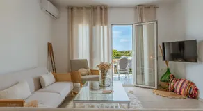 Joan Serenity Apartment - Image 2