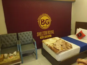 Shelton Royal Hotel - Image 2