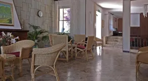 B&B Promenade Hotel Simple con Piscina - Image 3