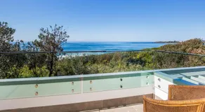 Banksia I Absolute Beachfront - Image 4