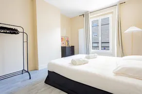 1 Chambre - Proche Hopital - Rue du 14 juillet - Image 3