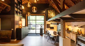 Luxe Veluwse Bosrand Suite met Jacuzzi en Zwembad - Image 4
