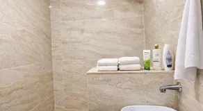 Pink City Pearl Central Studio Stay - Image 5