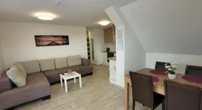 Szépkilátás Apartman Balatonfőkajár - Image 2