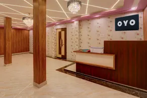 Super Hotel O Krishna guest house and restaurant - Image 2