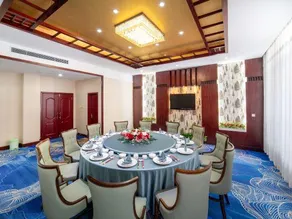 Quantai Hotel - Image 2