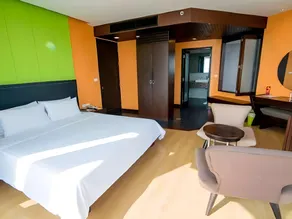 The Sez Hotel Bangsaen - Image 5