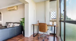 Indooroopilly Haven - Tranquil Stay with Easy City Access - Image 3