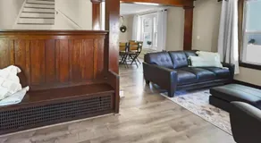 Grand Lodge home - Image 3