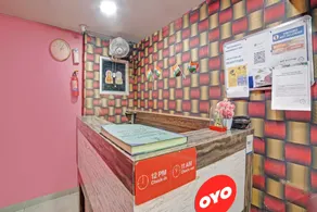 OYO The Hangout Residency Inn - Image 3