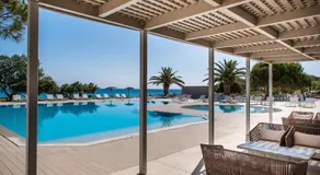 The Bay Hotel & Suites - Image 2