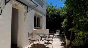 Bas de villa avec piscine - Image 5