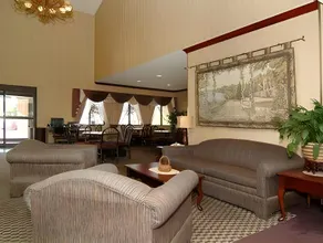 A VICTORY SUITES - WARREN - Image 2