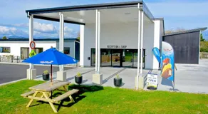 Hokitika's Kiwi Holiday Park and Motels - Image 5