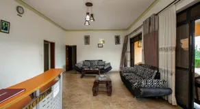 The Crested Crane Bwindi Hotel - Image 5