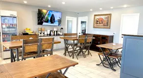 Welcome Inn - Image 5
