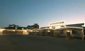 COAST HIKE BEACH HOTEL - Image 3