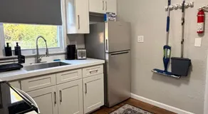 Modern Luxury Guest House Near Ann Arbor & UMICH - Image 5