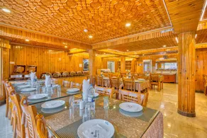 Hotel Baisaran Pahalgam - Image 2