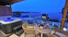 Salty Wave Suites - Image 4