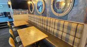 Commercial hotel - Image 3