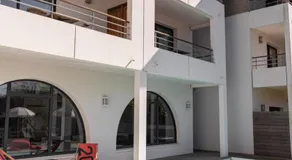 Hotel 202 - Image 3