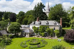Church House Kington - Image 3