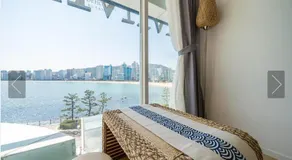 De Homme Hotel - Image 5