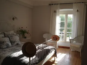 Classic France: AC bedrooms, central, garden, BBQ. - Image 2