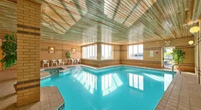 Channel View Hotel - Image 3