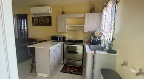Finest Accommodation Phoenix Park Lot 1317 Phase 4 Portmore St Catherine - Image 3