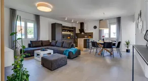 Apartment By The Sea - Image 2