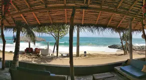 Sunchaser Beach Hotel - Image 4