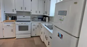 3 Bedroom Near Airport - Image 5