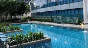 High View Suite in BGC with Swimming Pool - Image 5