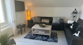 La Maison Bleue à 2 pas du Lac du Neuchâtel - Image 2