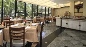 Flat Bienal Ibirapuera UH403 - Image 2