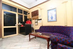 OYO 29193 Amrit Guest House - Image 2
