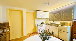 Stay Yellow - Image 2