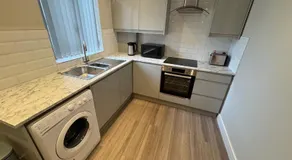 Brand New Luxury Centrally Located 2BR Apartment - Image 2