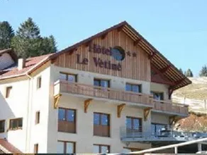 Logis Hôtel Restaurant Le Vétiné - Image 3