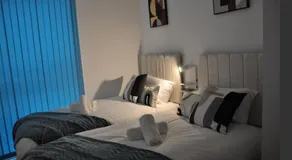 2 Bedroom stunning apartment - Image 2