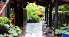 Pradipat Hotel - Image 5