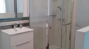 Chambre vue lac av piscine - Image 2